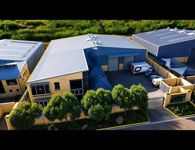 1,034M² WAREHOUSE TO LET IN NORTH RIDING